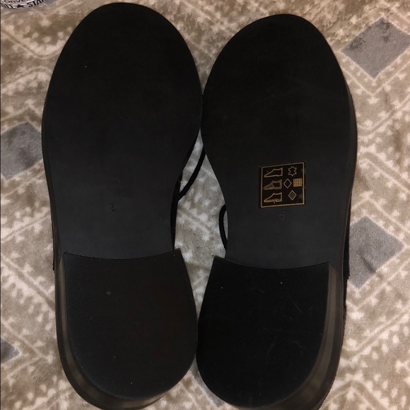 Asos shoes never worn - Picture 3 of 3